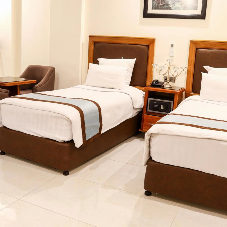 Al Raad Hotel
