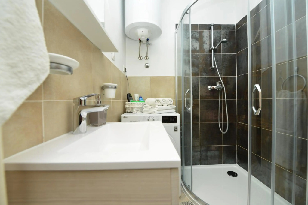 M&A Apartments
