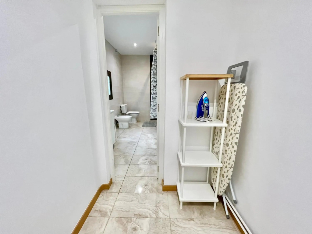 Comfortable renovated flat, WiFi!
