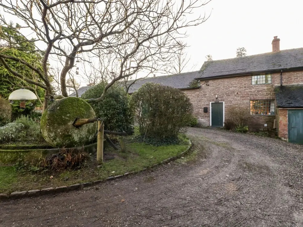Yew Tree Cottage