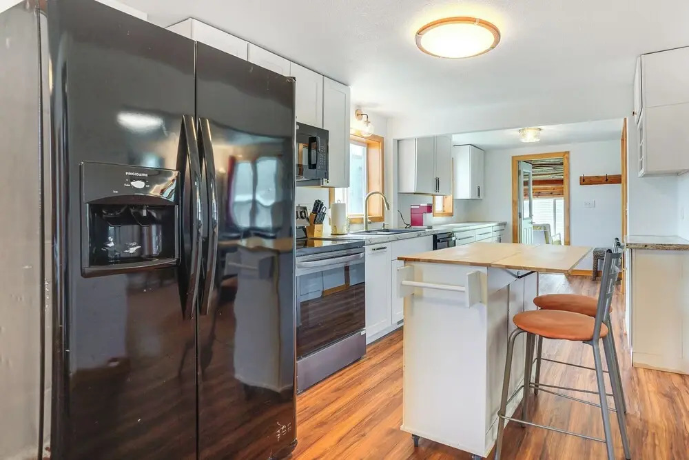 1 Mi to Shore: Lake Michigan Retreat w/ Game Room!