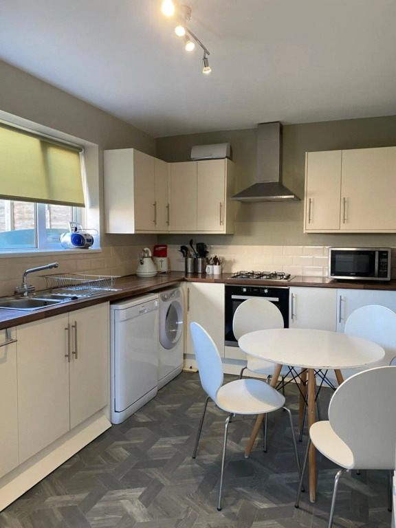 12 Harlesden Road close to ExCel