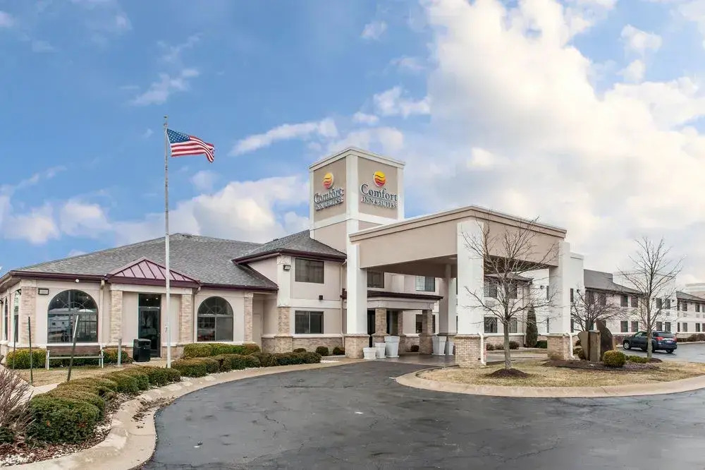 Holiday Inn Express And Suites Napoleon