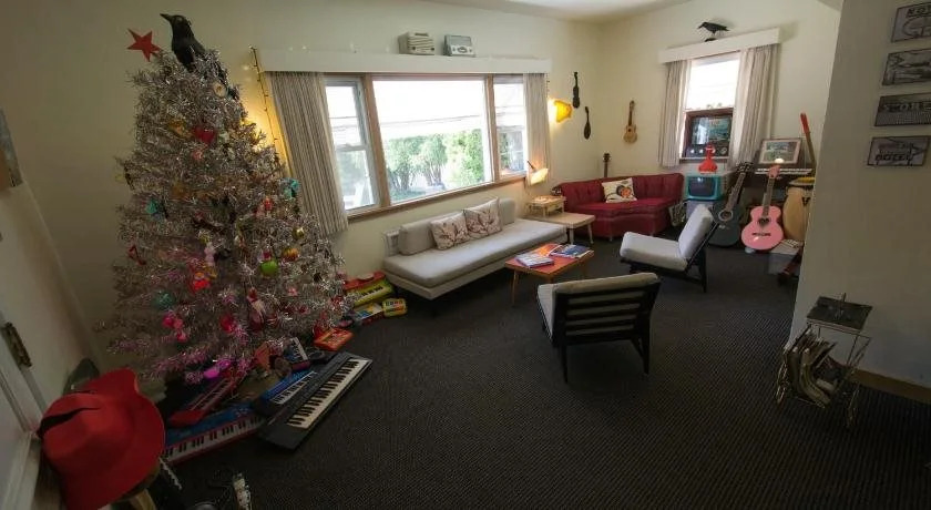 Holiday Music Motel