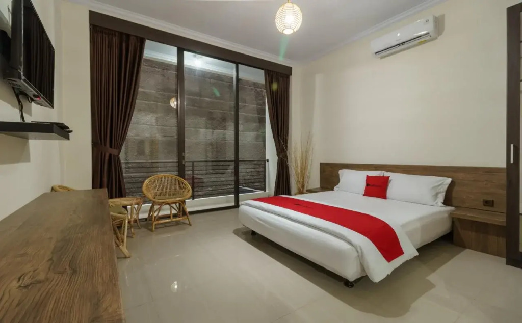 Reddoorz Plus @ Daan Mogot Jakarta 2