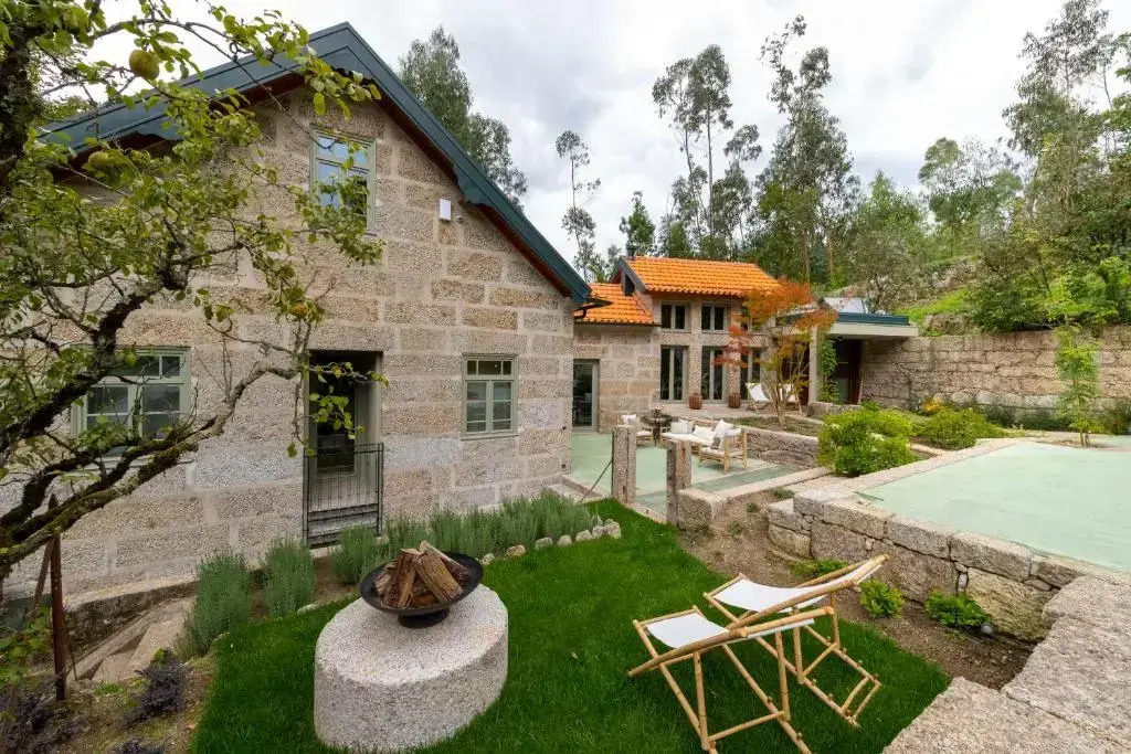 The Grove Houses