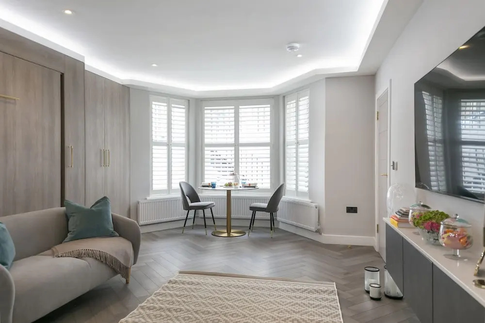 Urban Chic - Nevern