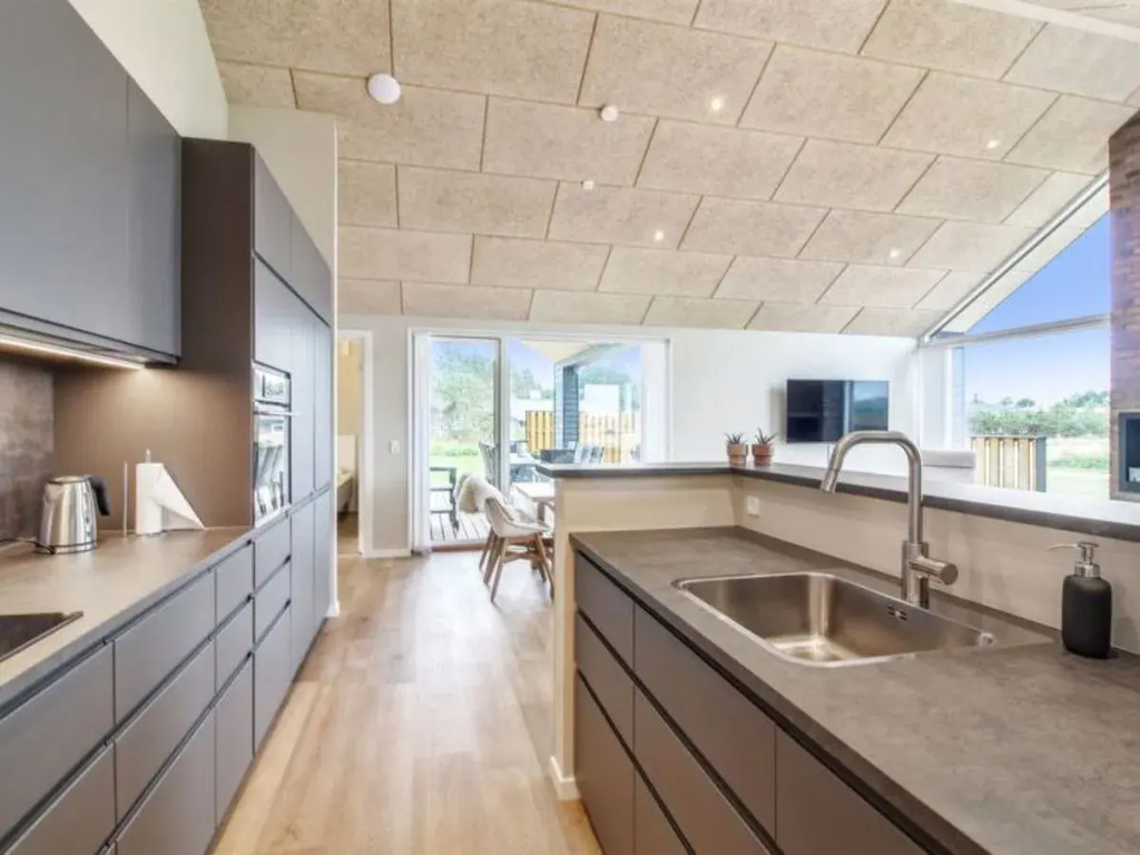 "Nayati" - 700m from the sea in NW Jutland