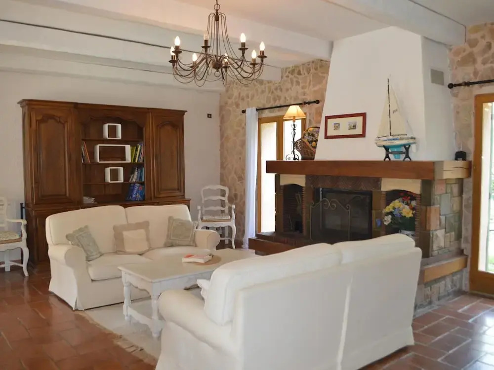 Rural Villa in Lorgues With a Private Pool