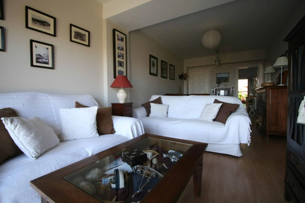 Apartamento en complejo residencial con piscina