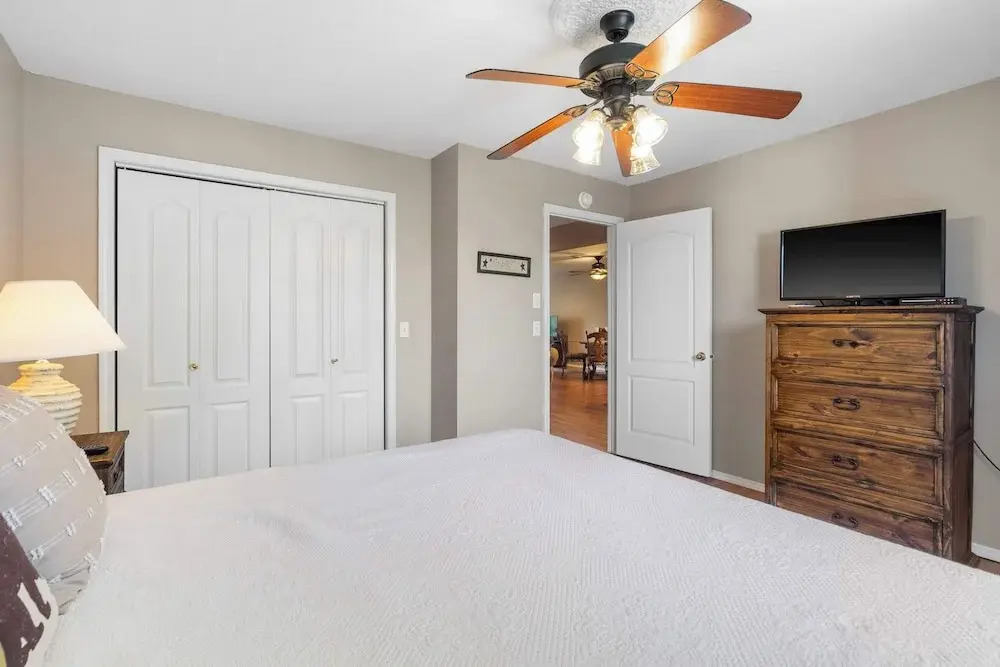 River Song Condo for 4