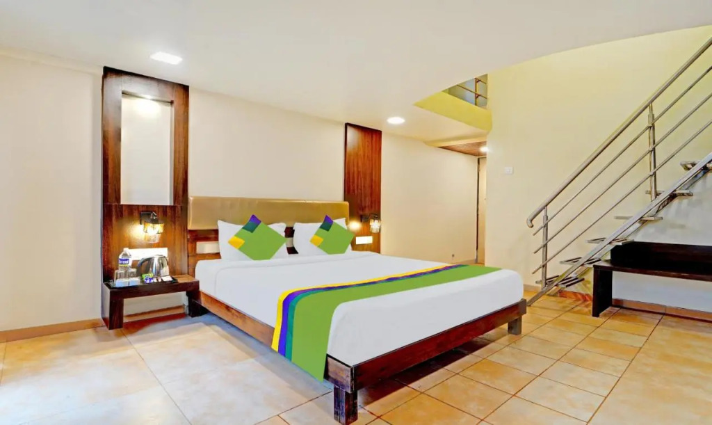 Treebo Vhyomaan Resort With Swimming Pool