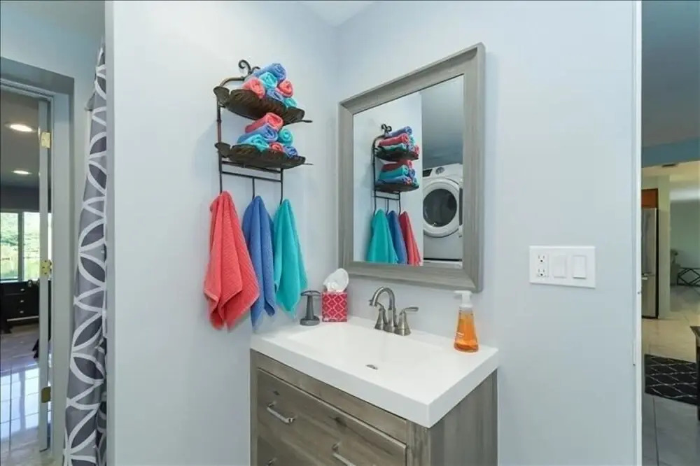 Beach N Lake - 3 Br Home