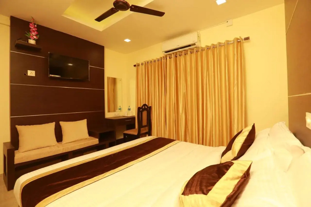 The Crescent Suites