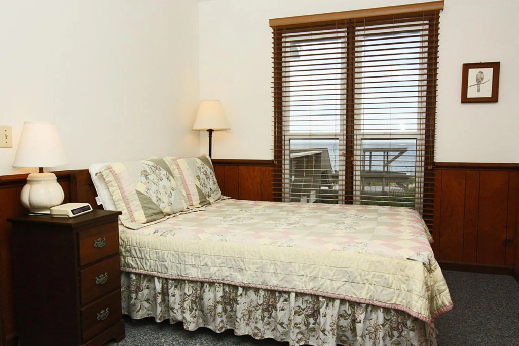 Wahoo by Oak Island Accommodations