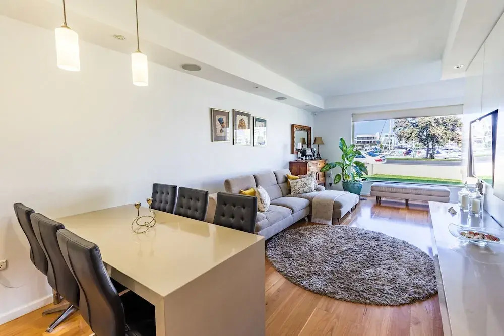Serene Marinafront 3BR Retreat
