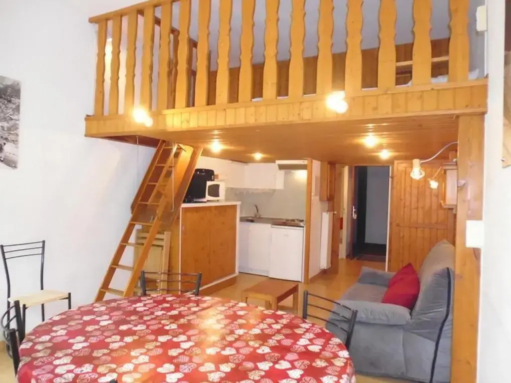 Appartement Gourette, 1 pièce, 4 personnes - FR-1-400-11