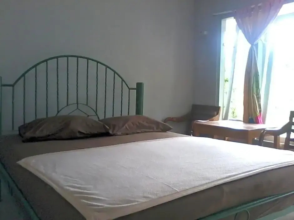 Hotel Cemerlang