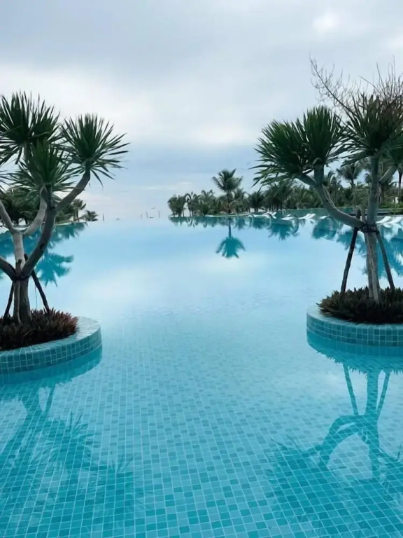 The Oceanfront Apartment At The Arena Cam Ranh
