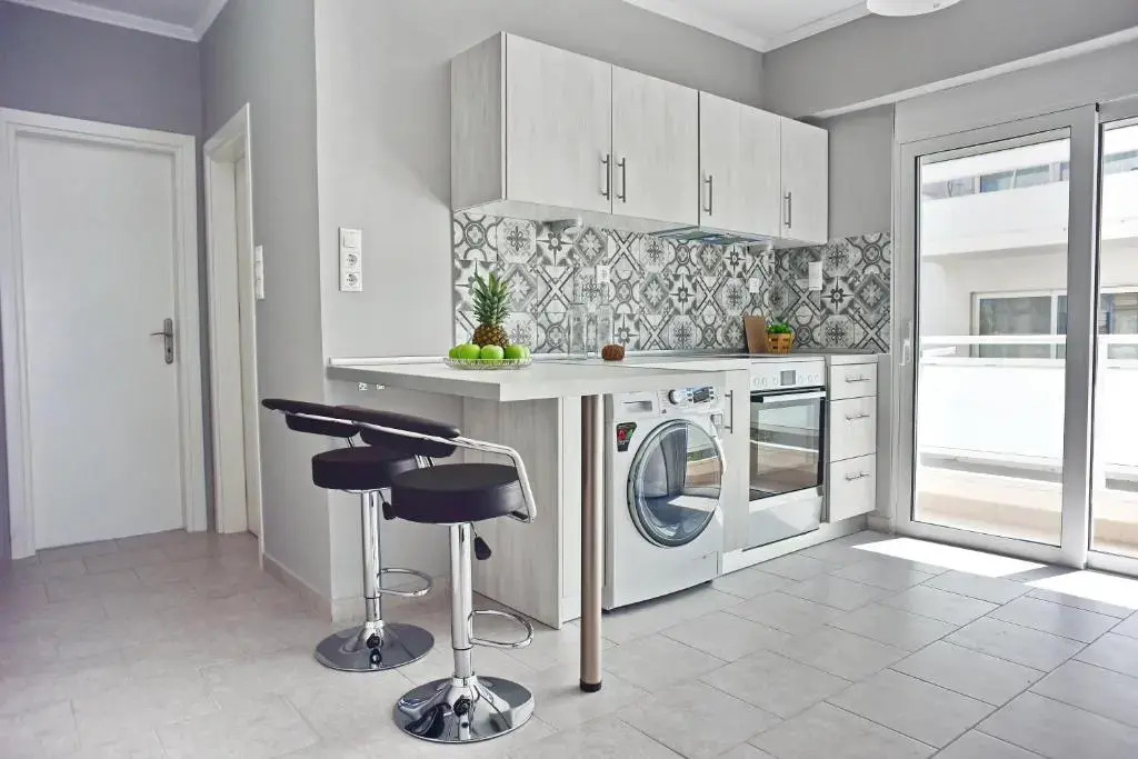 Alkyoni City Apartment