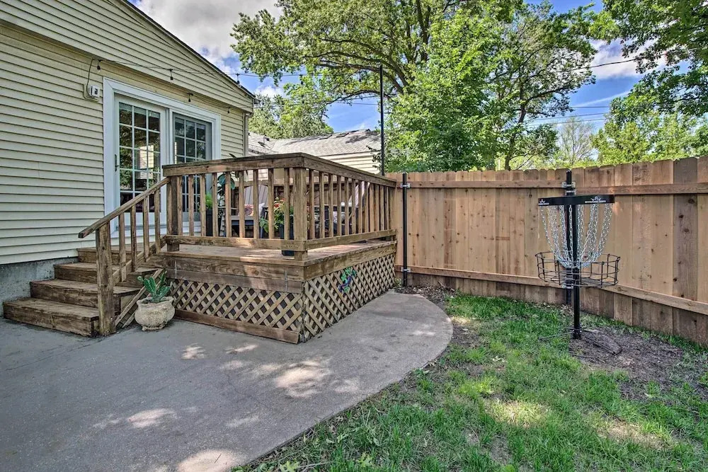 Cute Emporia House - Mins to Downtown & Esu!