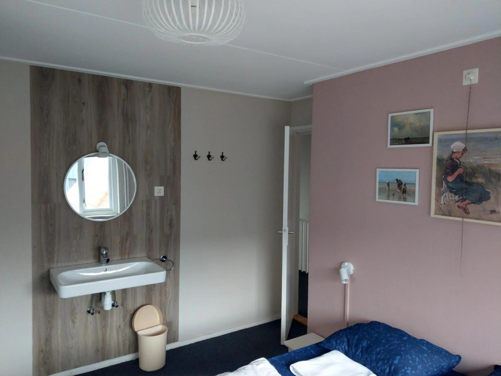Volledig Gerenoveerd - Huis aan het strand -Nieuwstraat 4