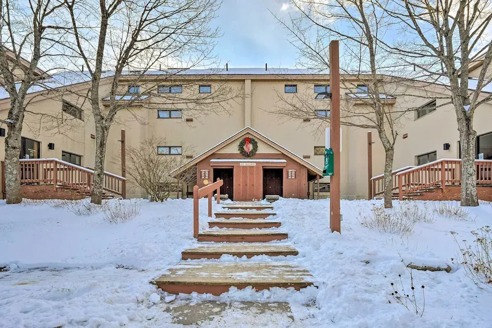 Steps to Ski Shuttle! Snow Mountain Village Condo