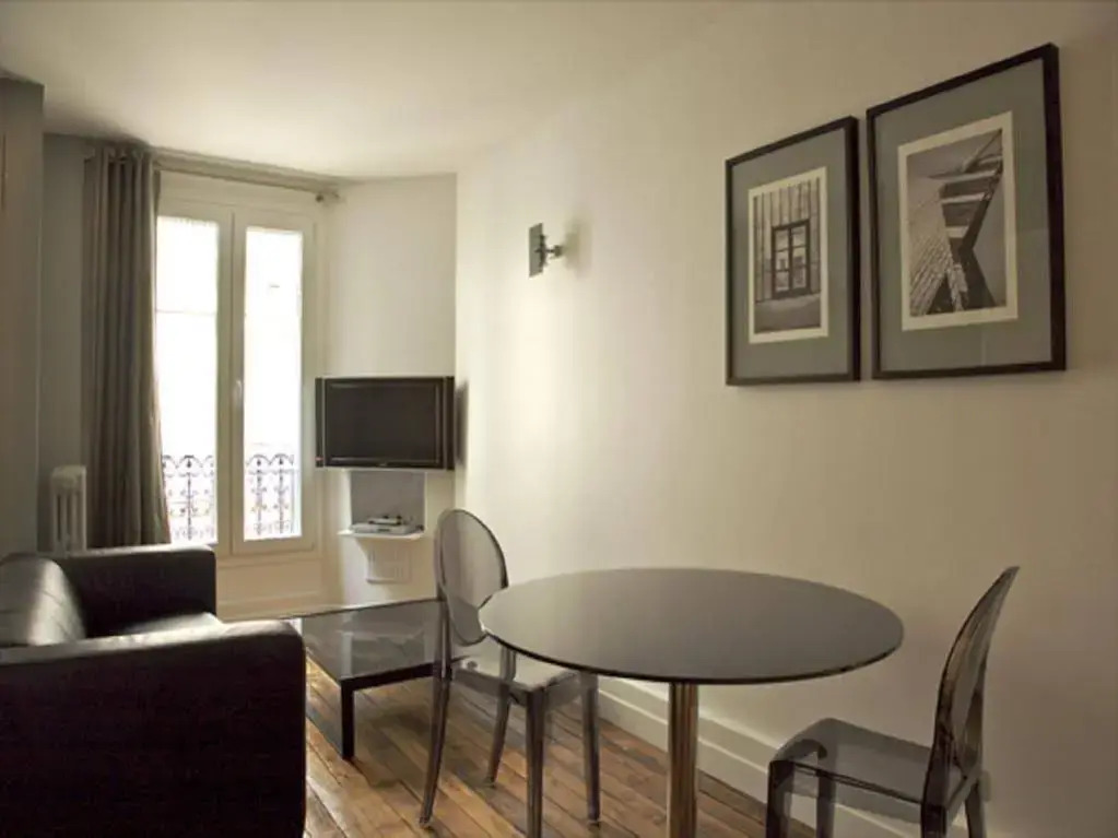 My Flat in Paris - 16th