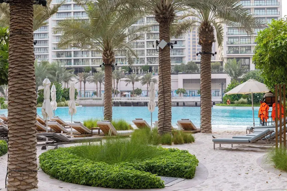 Maison Privee - Creekside Elegance w/ Canal Vws at Creek Beach