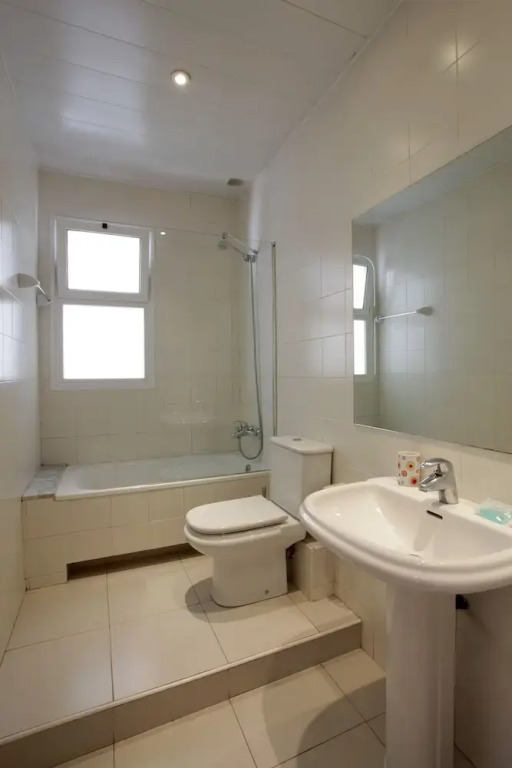 Fisa Rentals Aribau Apartments
