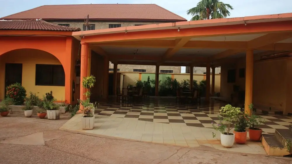 Relax Lodge