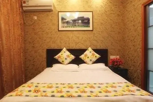 One-in-hundred Theme Hotel- Wuzhen Town