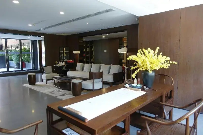 Huali Hotel