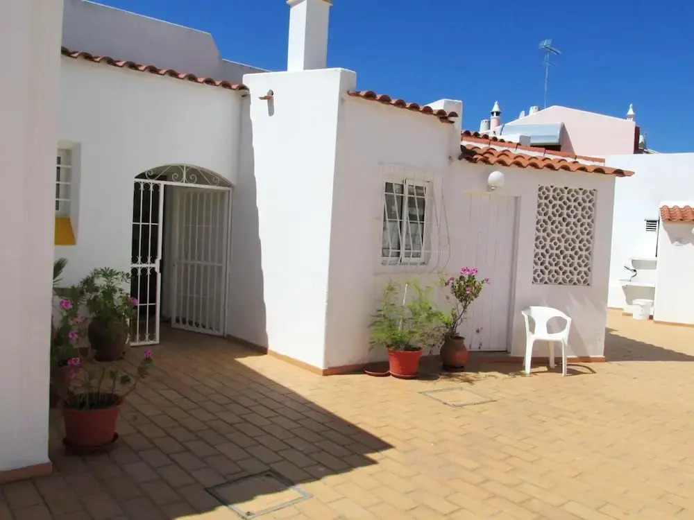 Luxurious villa in Albufeira with pool