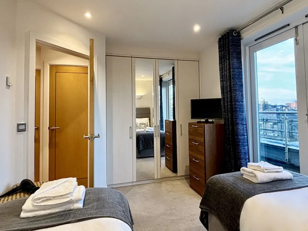 Your Space Apartments - The Hamiltons
