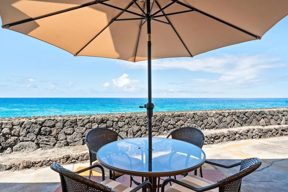 Big Island Keauhou Surf & Racquet 181 2 Bedroom Townhouse