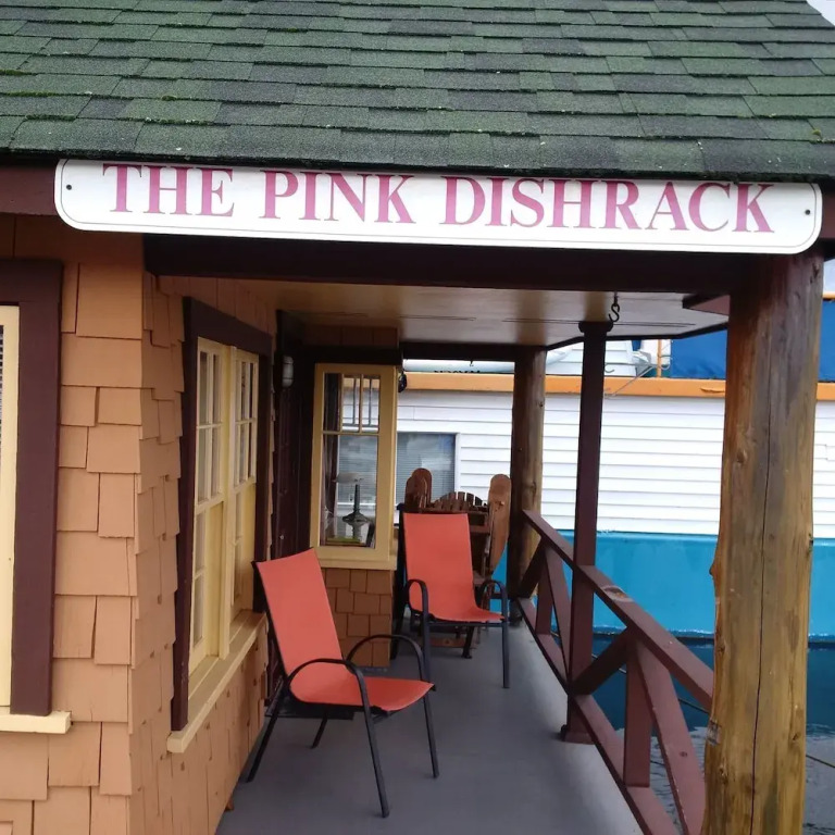 Pink Dishrack Floating Cottage