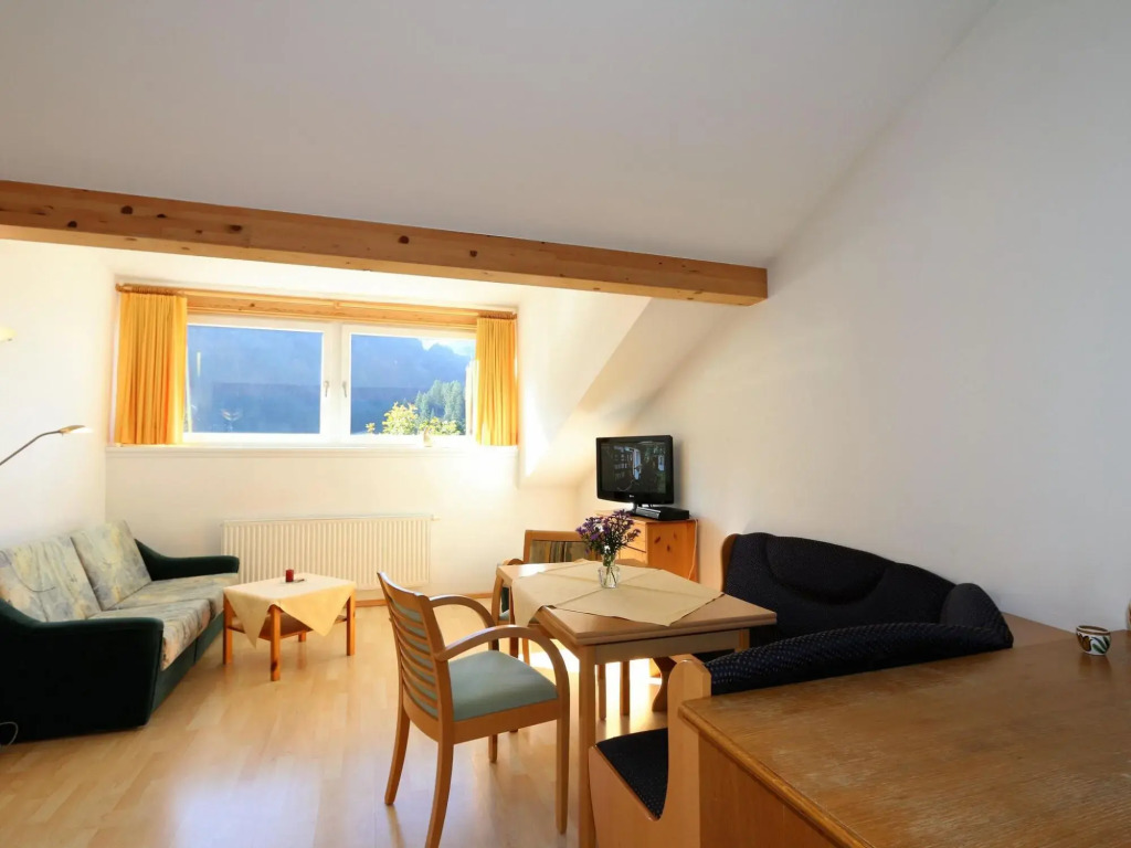 in Bichlbach with 1 bedrooms and 1 bathrooms