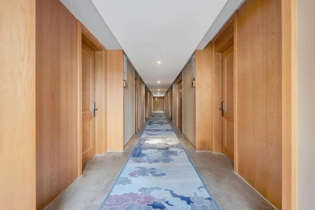 Hengdian Zhou Qin Hotel