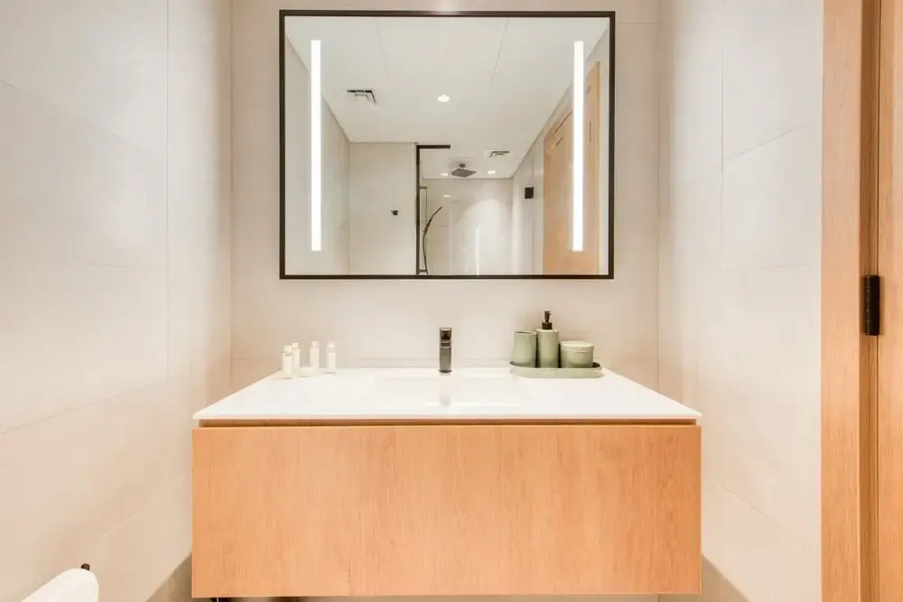 Maison Privee - Marquise Square - 717