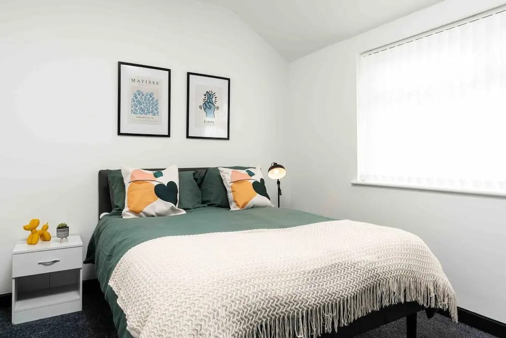 3 Mins to Stadium W M Dishwasher Sofa Bed