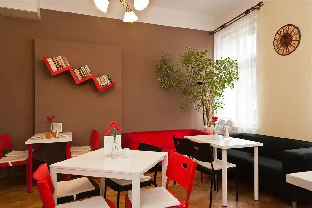 Enigma Hostel  Apartments