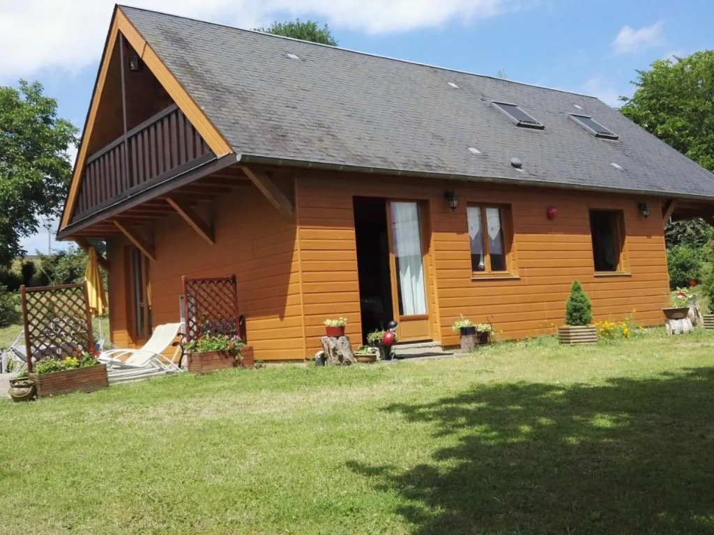 Maison en bois avec jardin, idéal randonnée, fibre haut débit, équipements bébé près du Mans et Tours - FR-1-410-195
