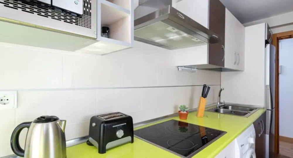 Apartment - 3 Bedrooms with WiFi - 107877