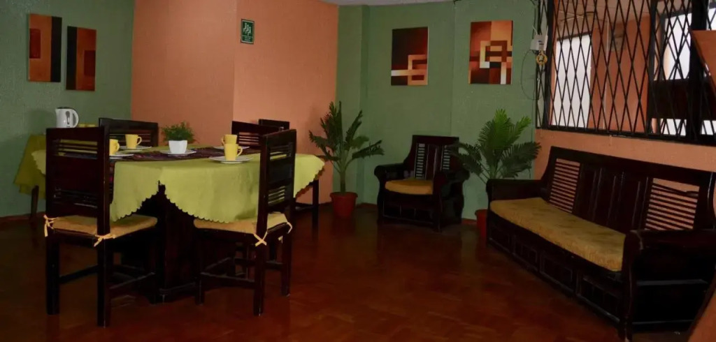 La Estación Hostal