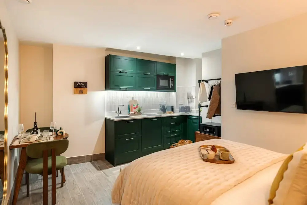 Tower Bridge Road I Your Apartment