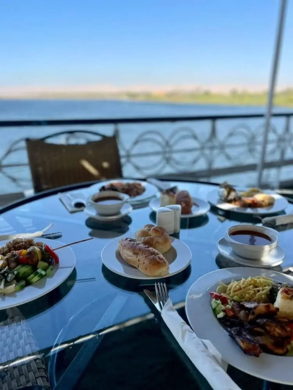Nile Cruise Prince Omar