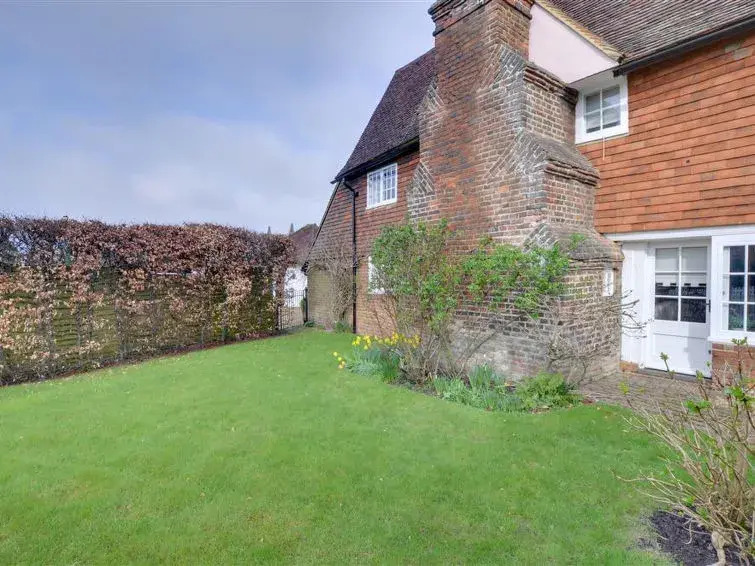 Old Cobblers Cottage At Kings Head House