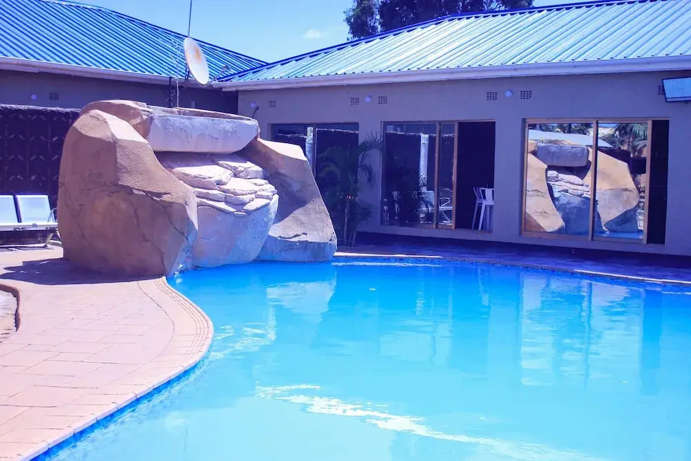 Magodi Lodge