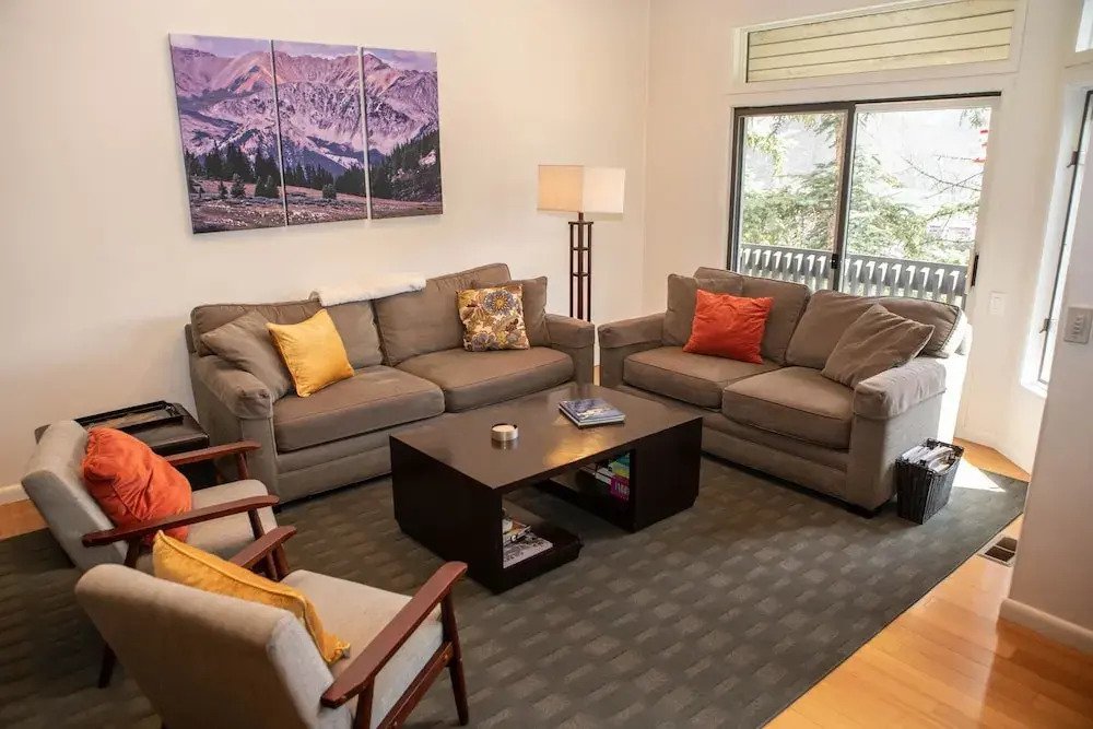 124 Ridgepoint Townhomes by RedAwning